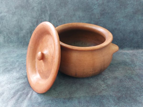 Traditional Clay Cooking Pots